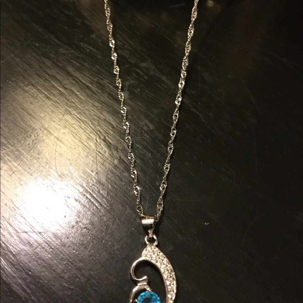 Topaz Pendant & Chain MADE IN USA - Picture 3 of 5